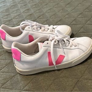 Pink Veja